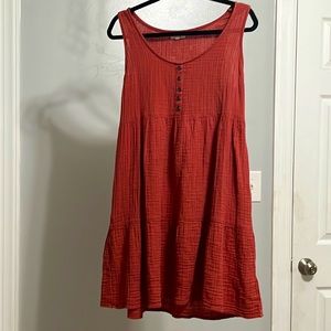 Burgundy, red dress with buttons and pockets